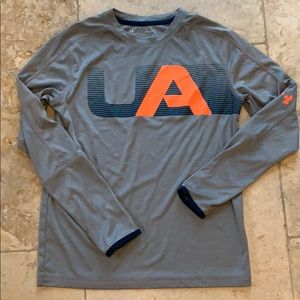 Boys Under Armour heat wear shirt